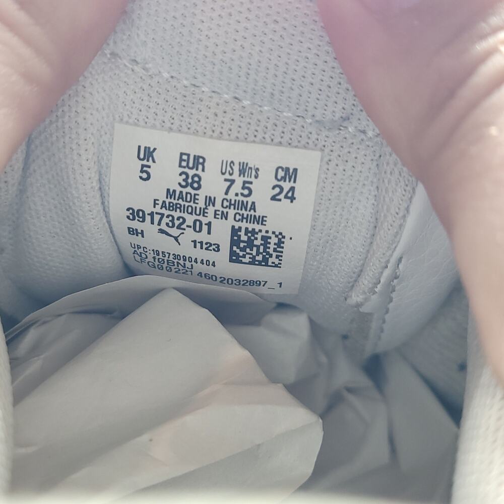 Puma carina 391732-01 white gold womens size 7.5 - Picture 10 of 10